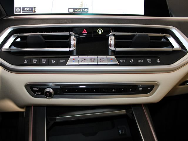 Used 2022 BMW X7 xDrive40i w/ Executive Package AWD/4WD image 17