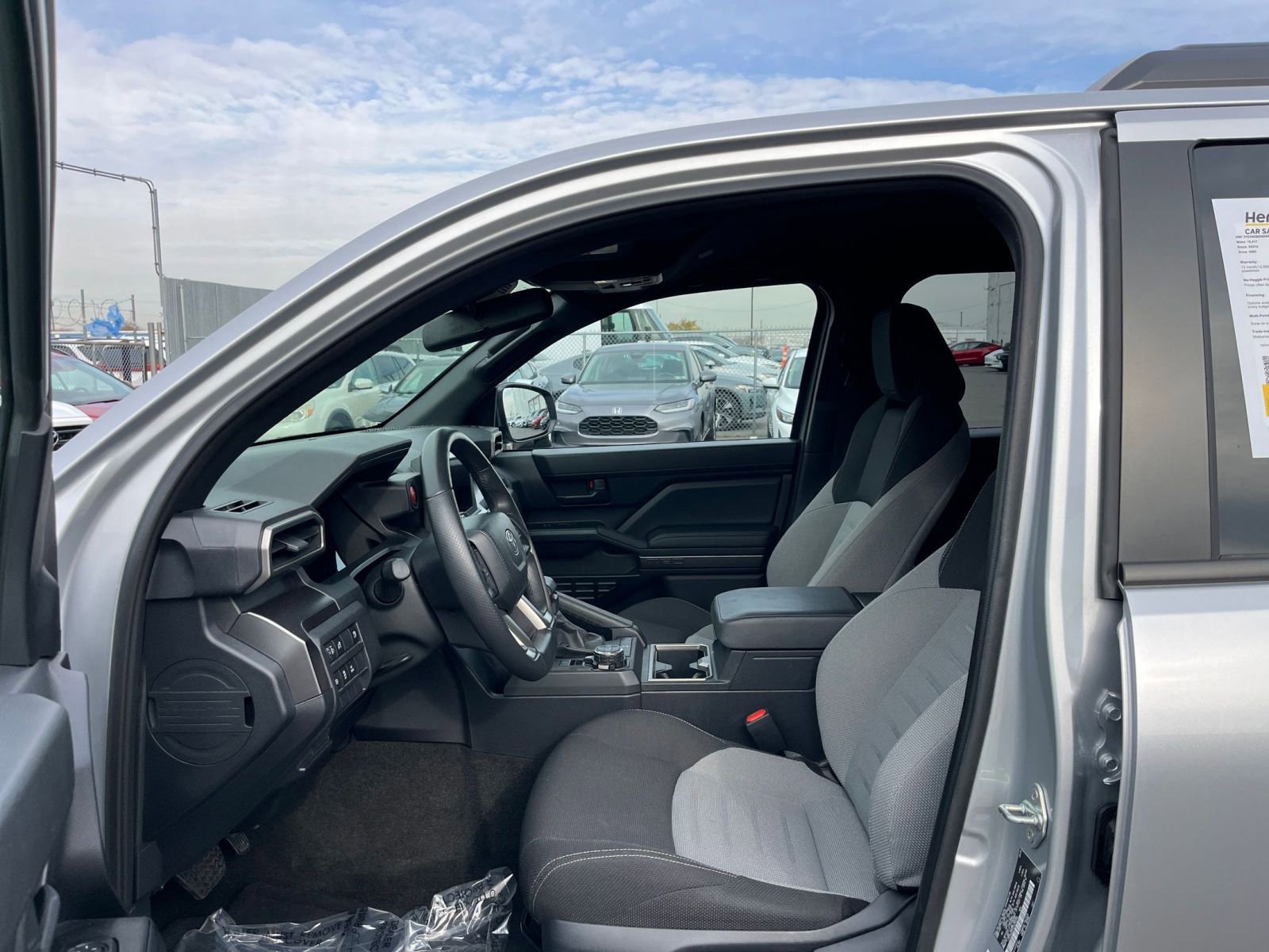 Used 2025 Toyota 4Runner TRD Off-Road image 27