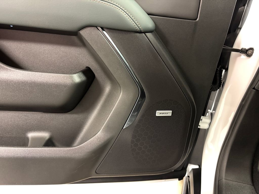 New 2026 GMC Yukon AT4 image 25