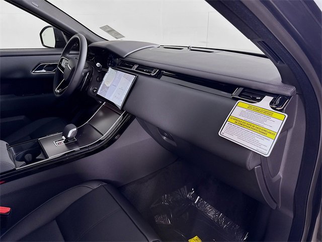 New 2026 Land Rover Range Rover Velar Dynamic SE image 31