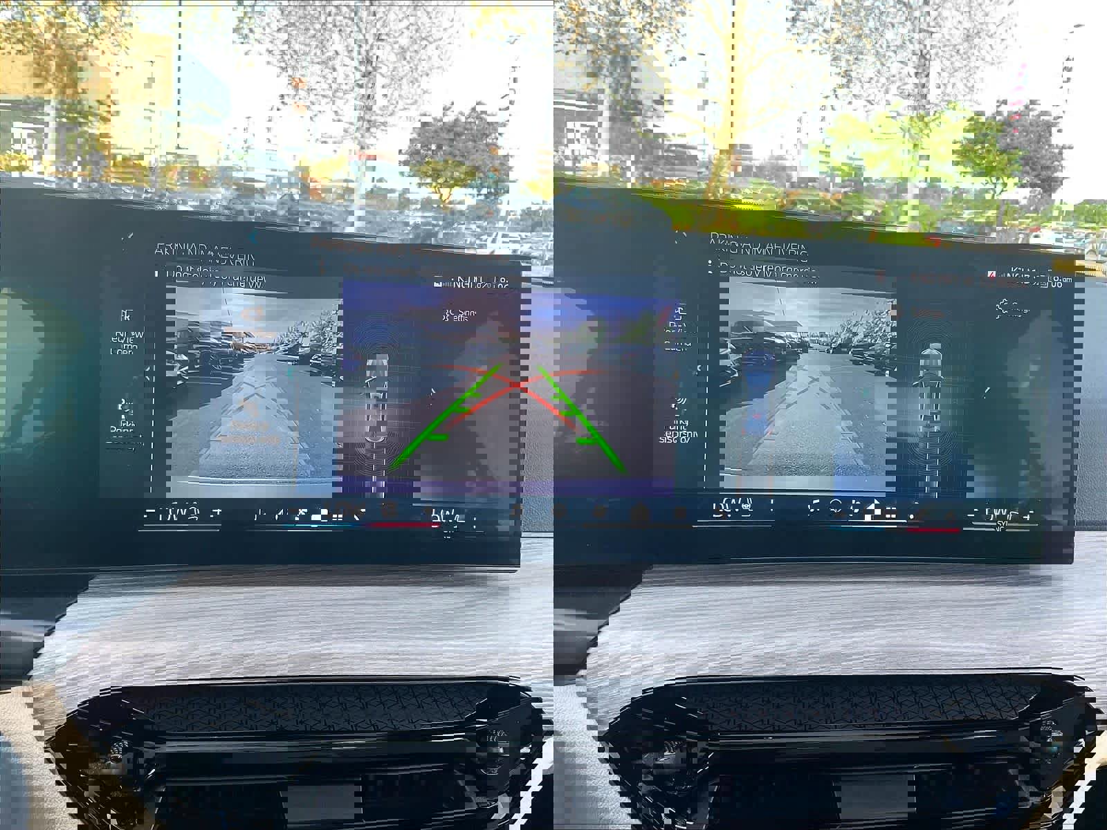 Certified 2025 BMW 330i Sedan w/ Convenience Package image 23