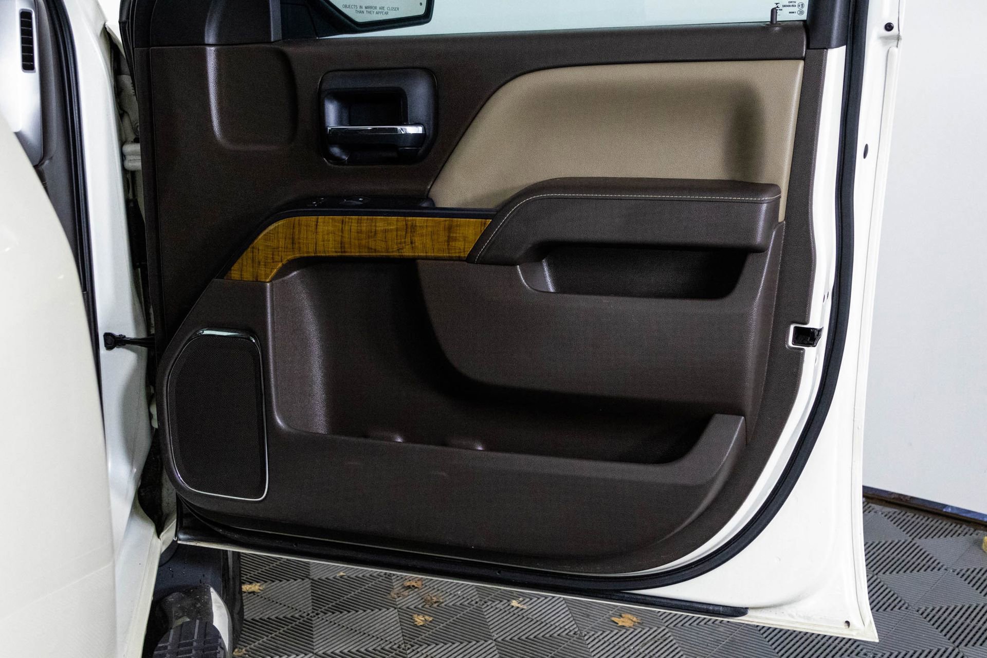 Used 2014 GMC Sierra 1500 SLT w/ Driver Alert Package image 27