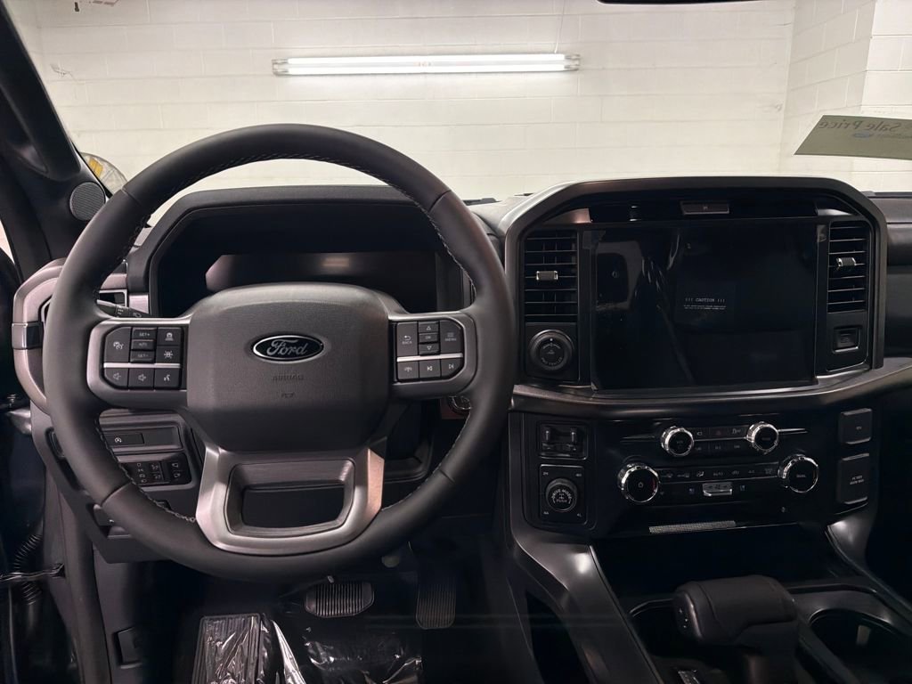 New 2025 Ford F150 Lariat w/ Equipment Group 501A Mid image 8