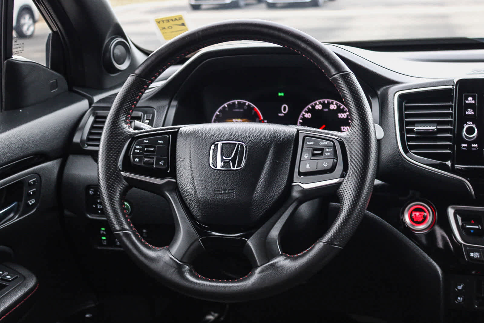Certified 2025 Honda Ridgeline Black Edition image 15