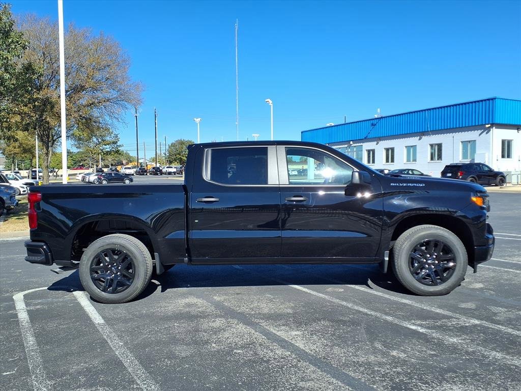 New 2026 Chevrolet Silverado 1500 Custom image 3