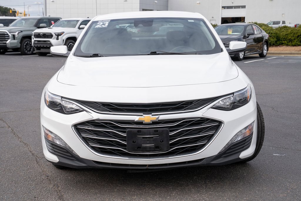 Used 2023 Chevrolet Malibu LT image 2