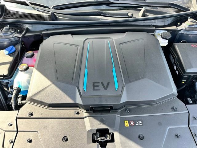 New 2024 Hyundai Ioniq 5 Limited image 17