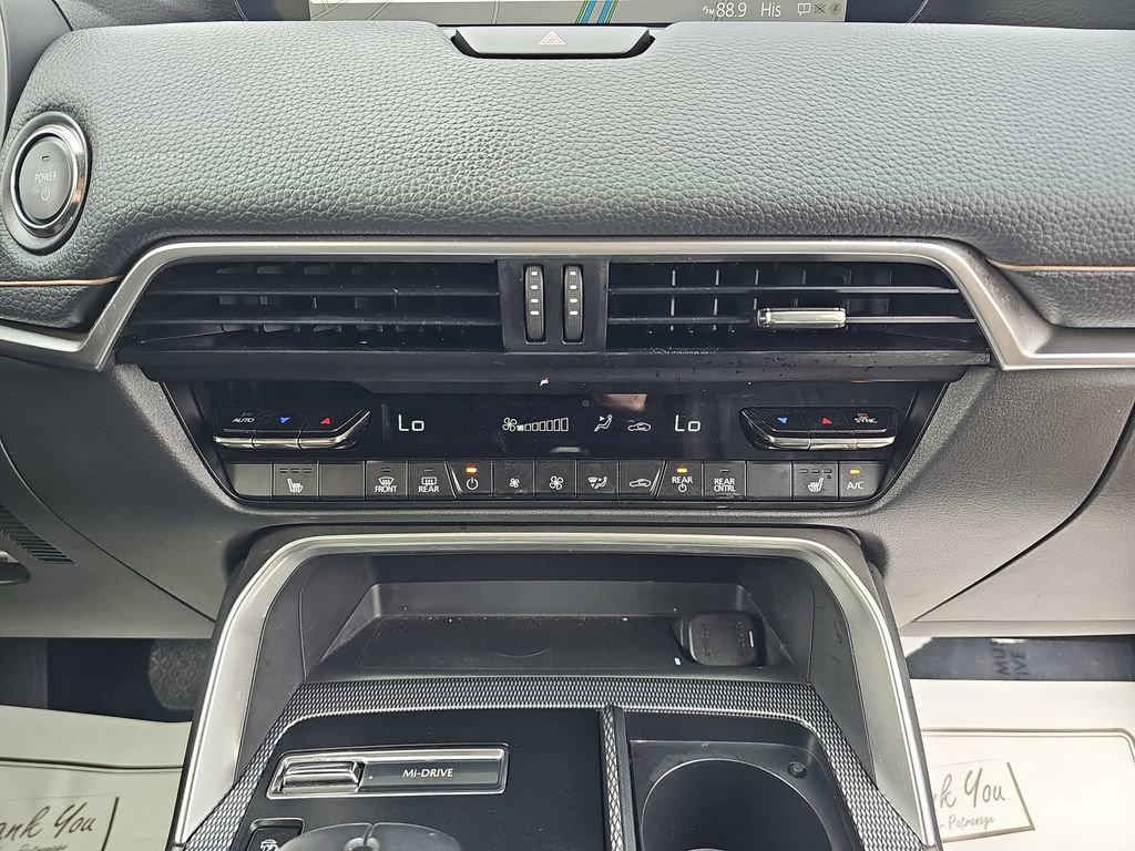 Used 2024 MAZDA CX-90 Plug-In Hybrid w/ Premium Pkg image 29