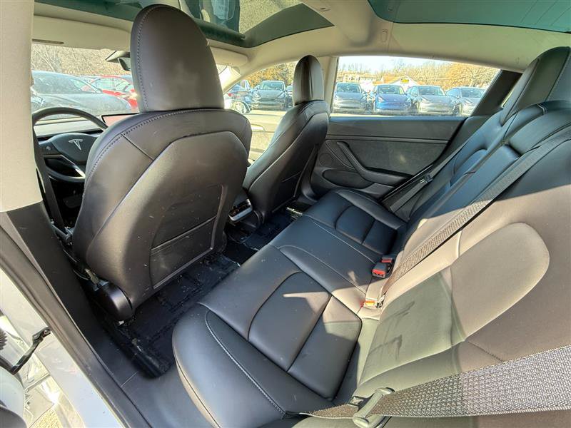 Used 2023 Tesla Model 3 Standard Range RWD image 11