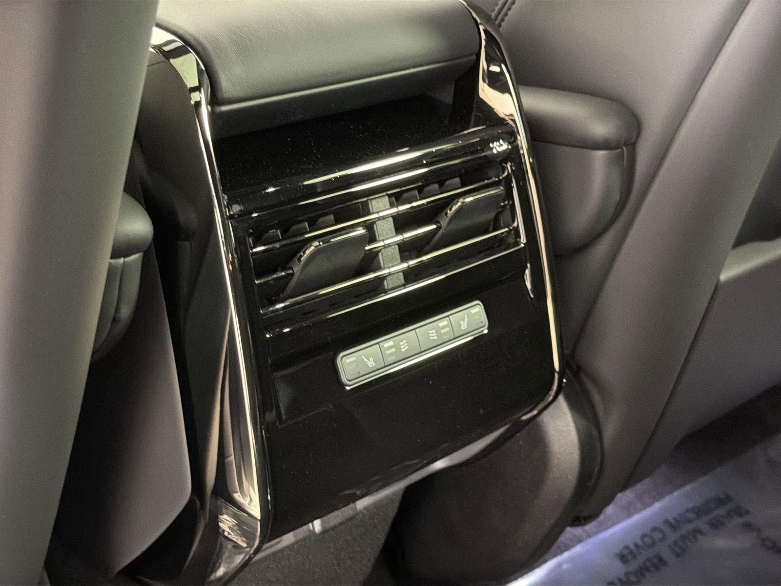 New 2026 Land Rover Range Rover Sport Dynamic SE image 27