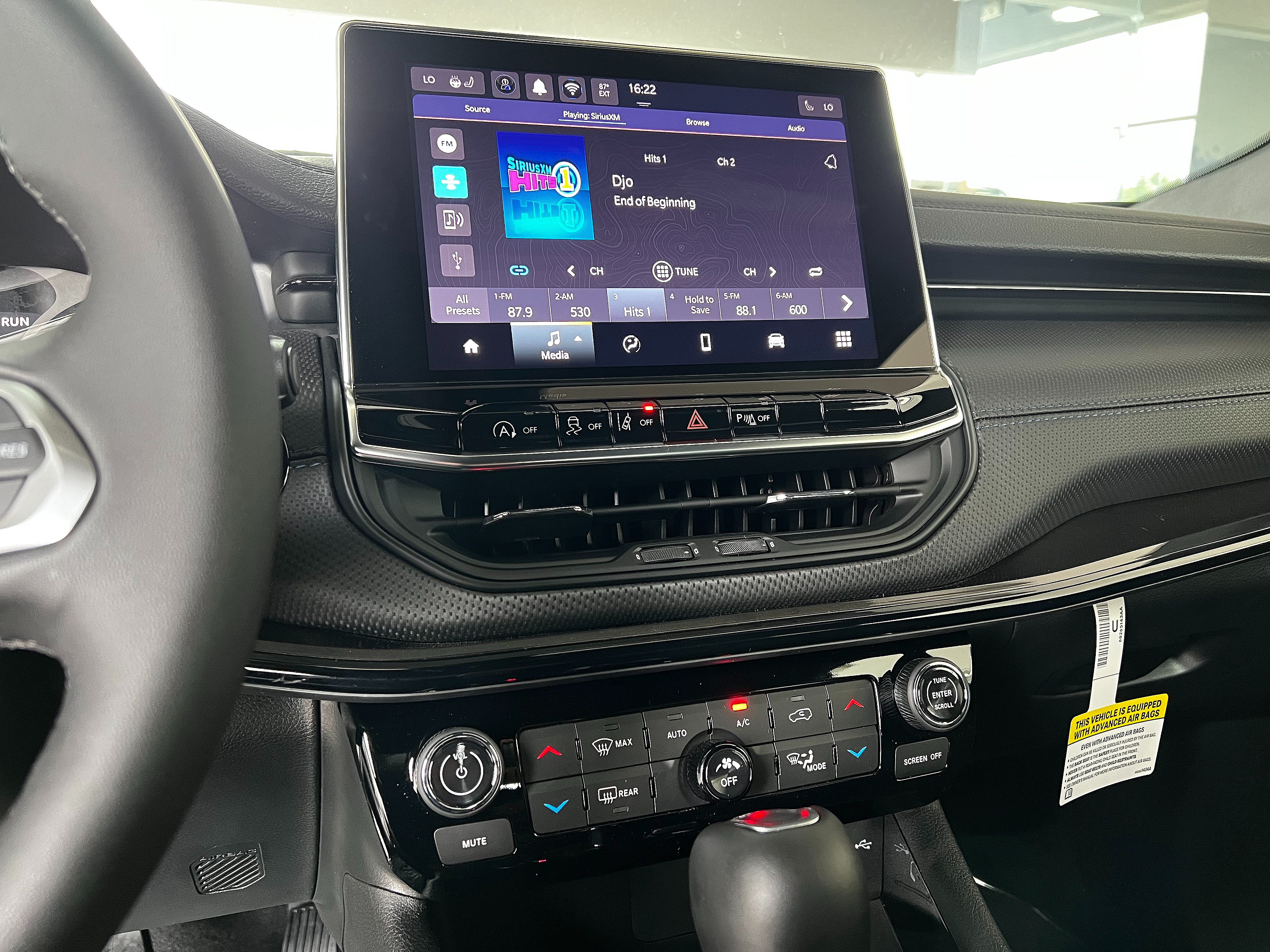 New 2026 Jeep Compass Limited AWD/4WD image 15