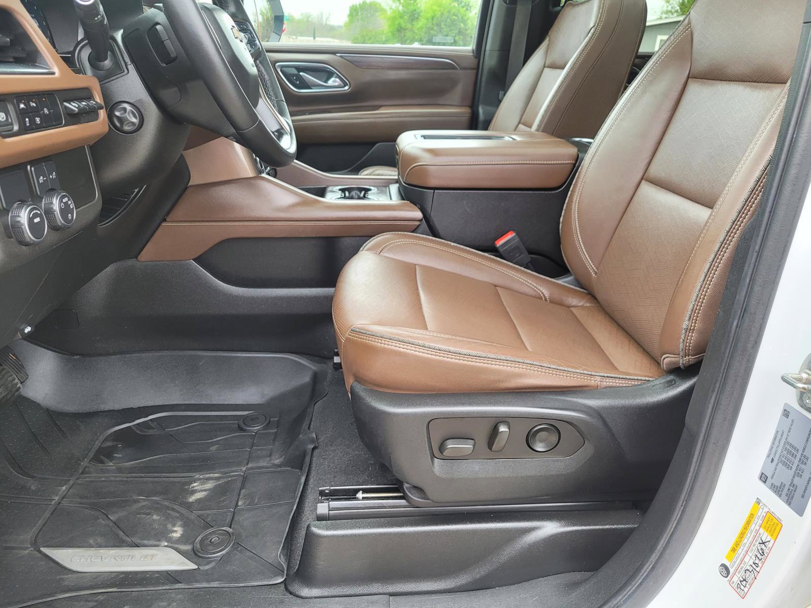 Certified 2023 Chevrolet Tahoe High Country RWD image 18