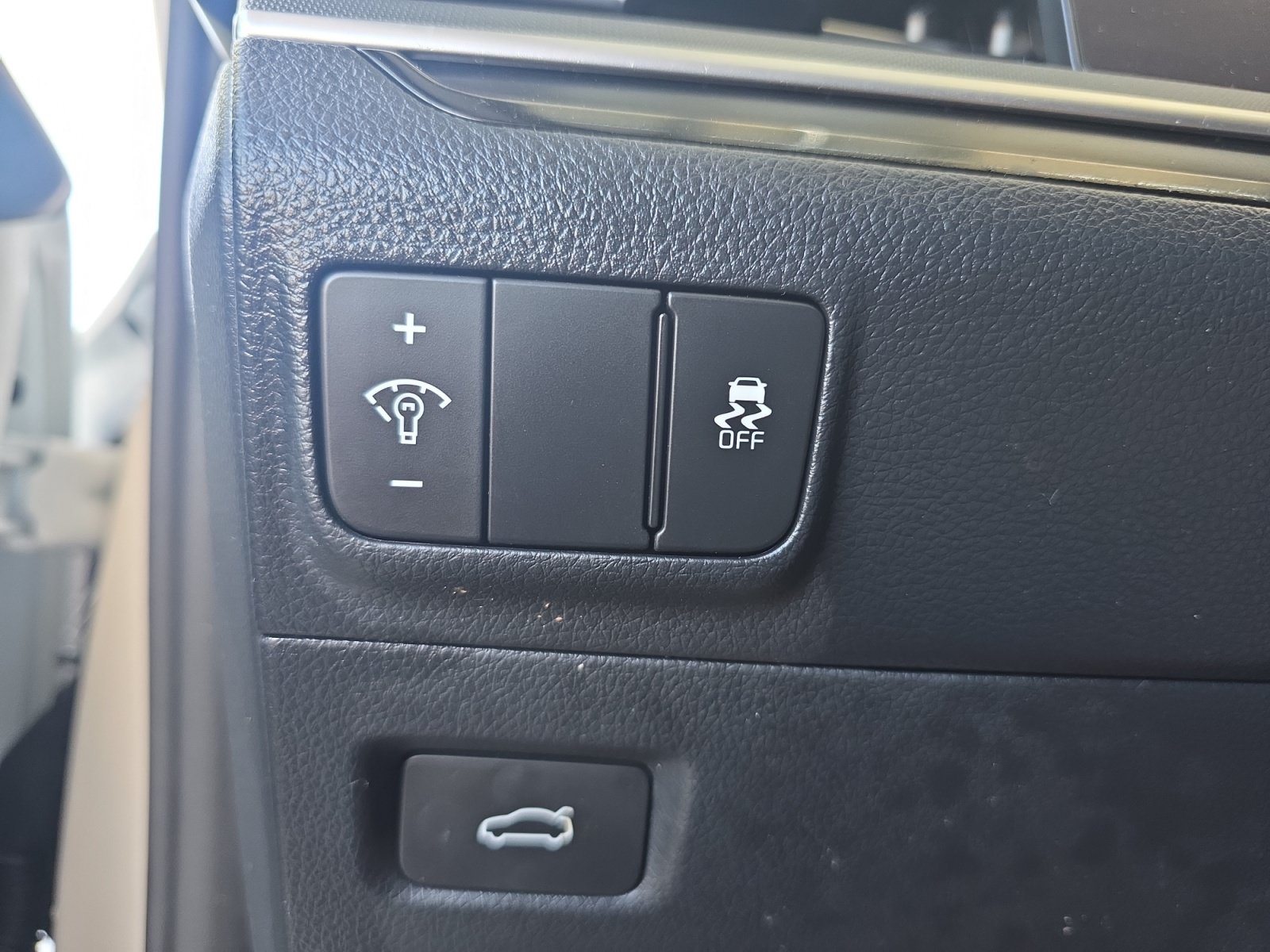 Certified 2025 Kia K5 LXS FWD image 25