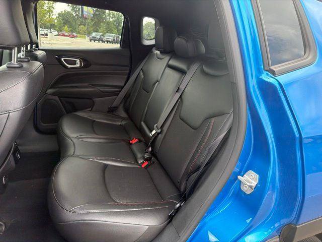 Certified 2025 Jeep Compass Trailhawk AWD/4WD image 9