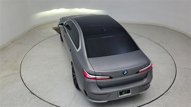 Used 2025 BMW i7 eDrive50 image 84