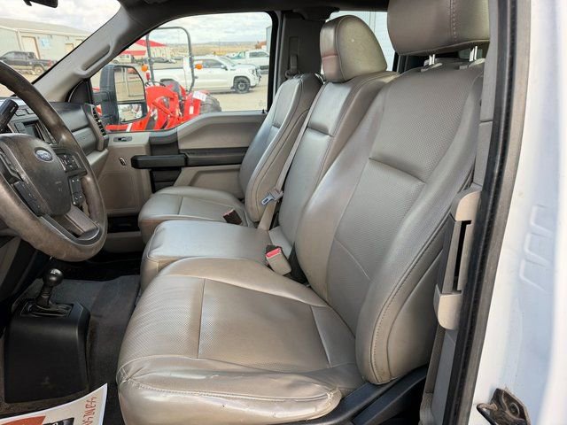 Used 2017 Ford F450 XL w/ Power Equipment Group AWD/4WD image 16