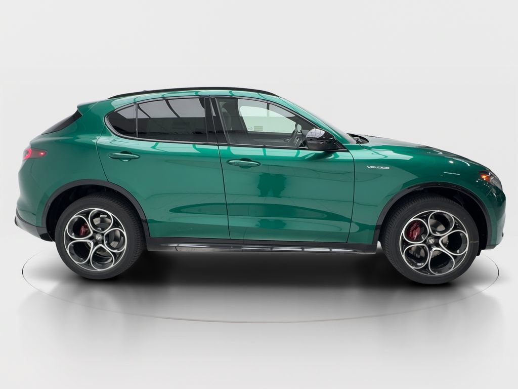 New 2026 Alfa Romeo Stelvio Sprint w/ Convenience Package AWD/4WD image 11