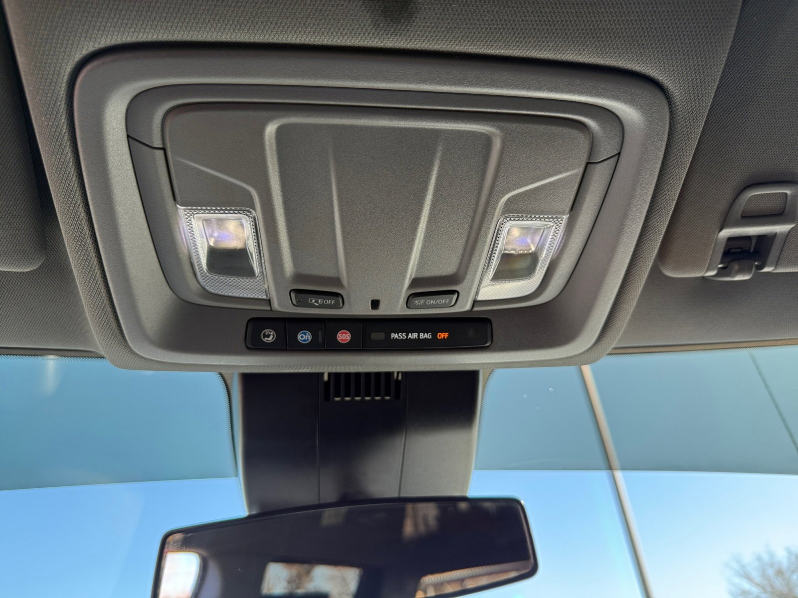 Used 2022 Chevrolet Silverado 1500 Custom image 21