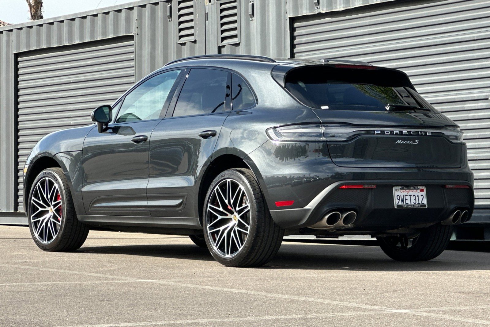 Certified 2025 Porsche Macan S image 3