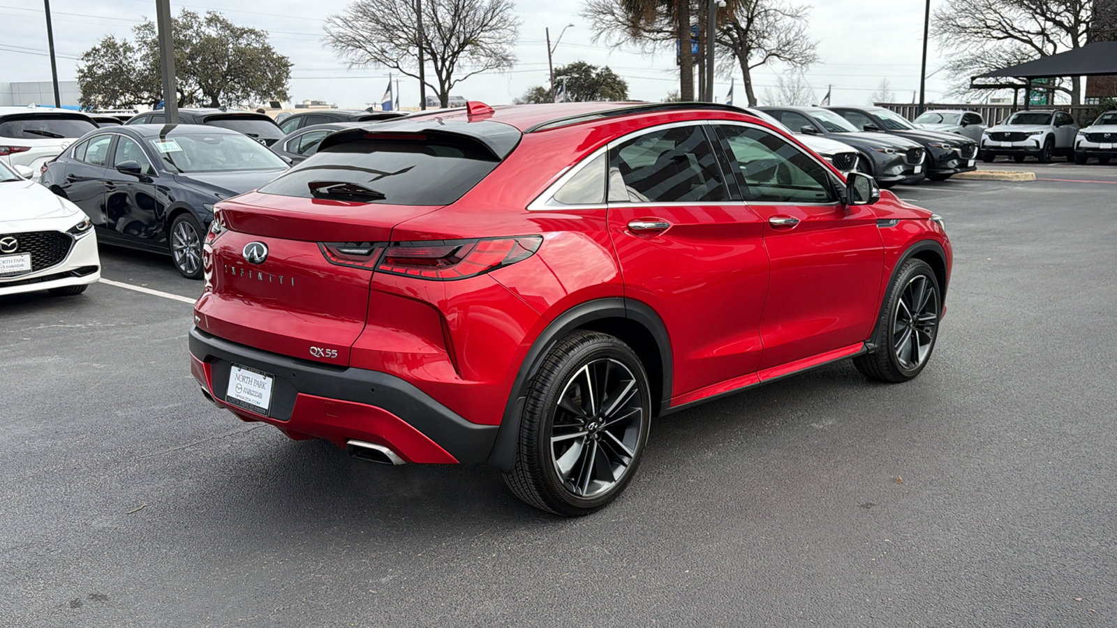 Used 2023 INFINITI QX55 Essential image 8