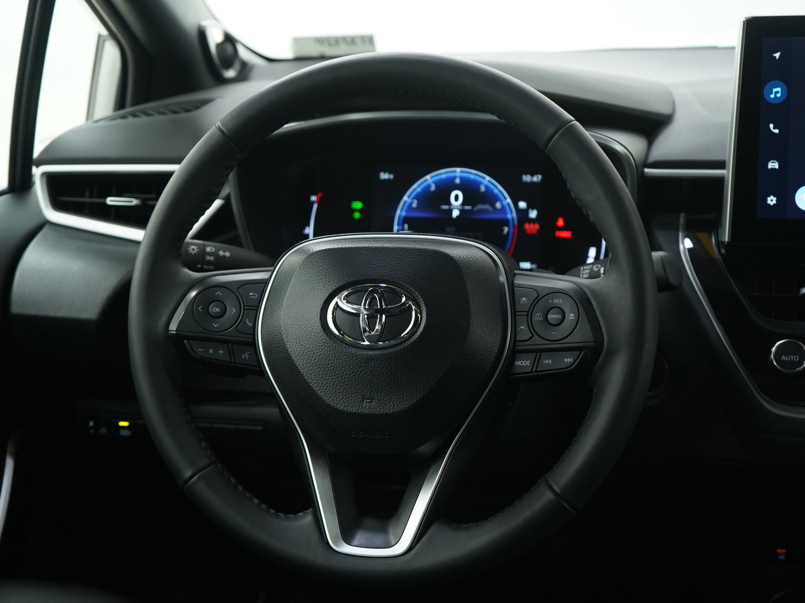 Used 2025 Toyota Corolla XSE image 15