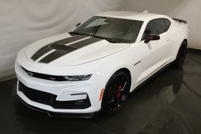 Used 2024 Chevrolet Camaro SS w/ Redline Edition RWD image 1