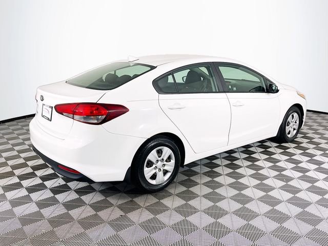 Used 2017 Kia Forte LX FWD image 8