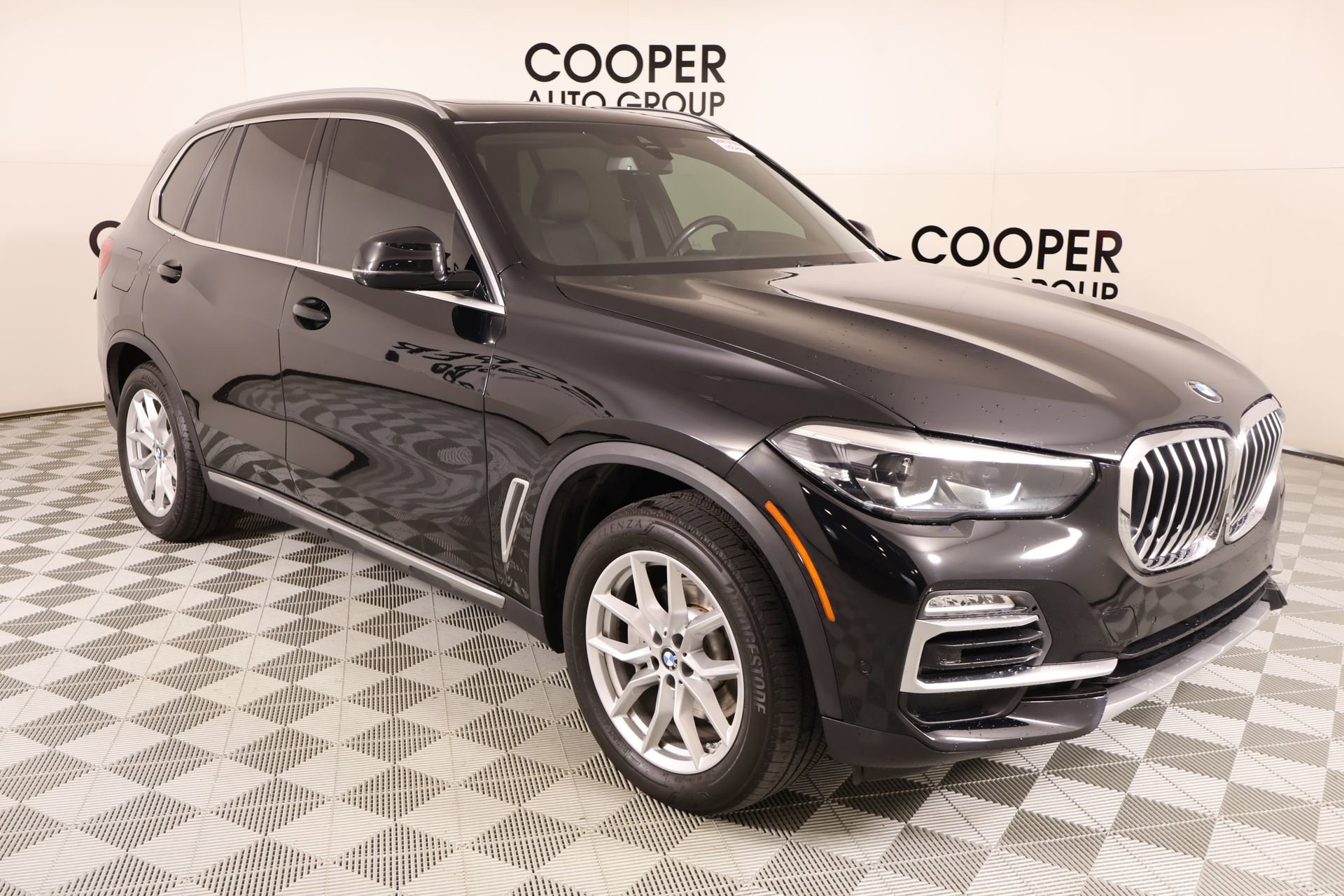 Used 2020 BMW X5 sDrive40i w/ Convenience Package RWD image 1