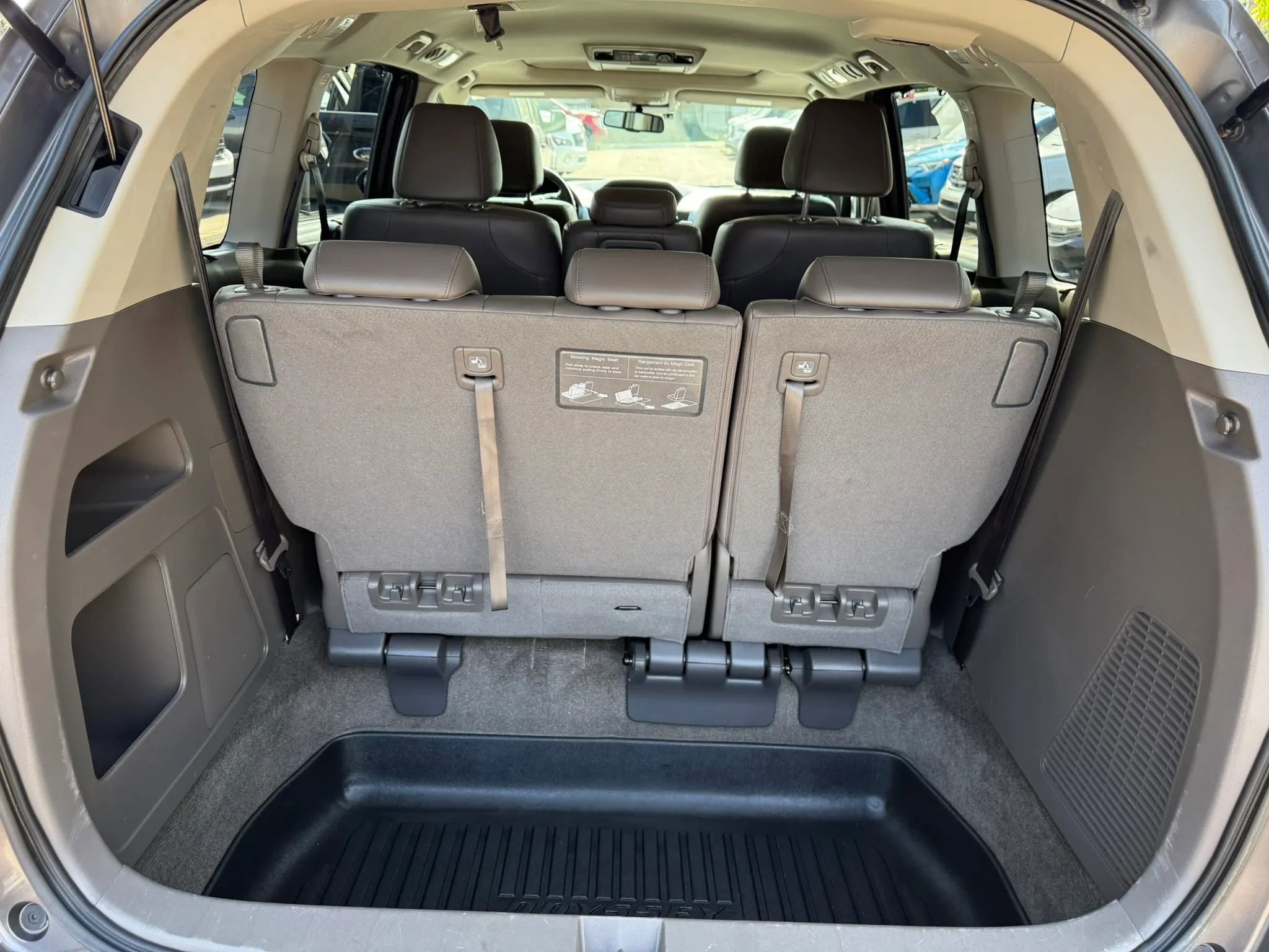 Used 2014 Honda Odyssey Touring image 21