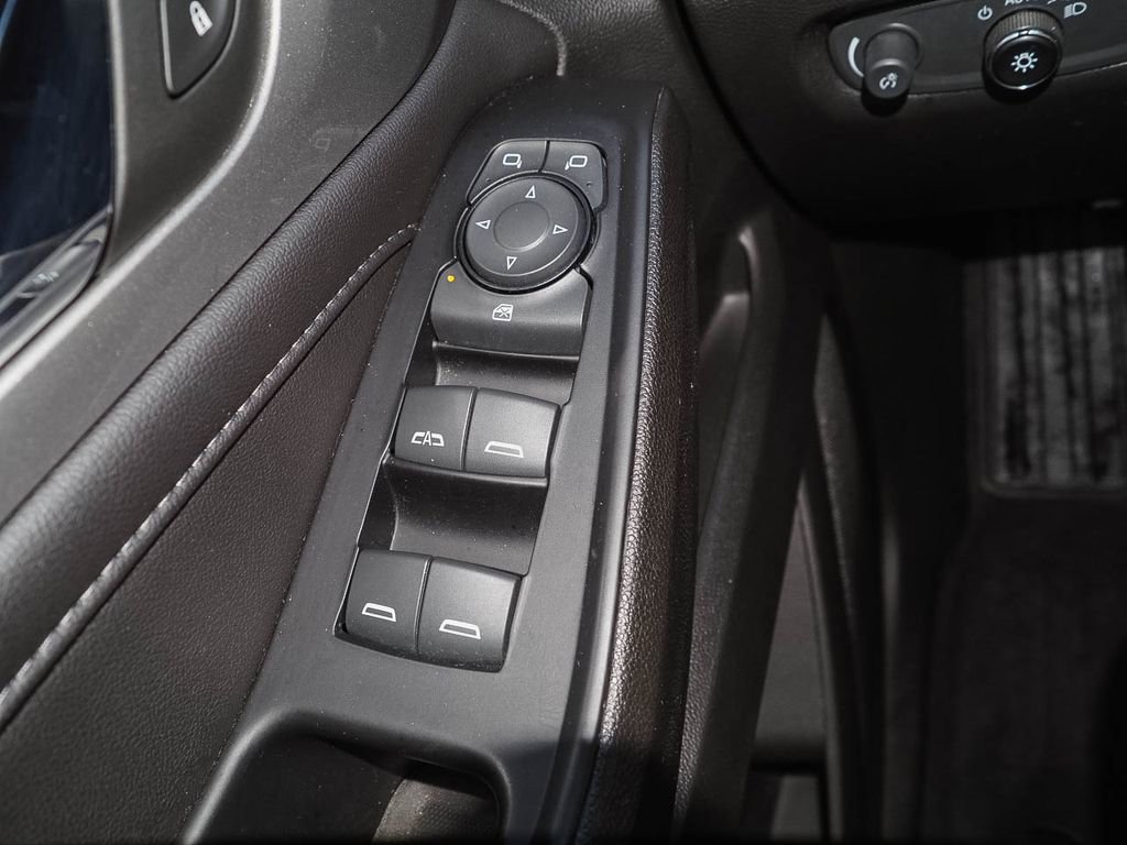 Certified 2023 Chevrolet Traverse LT image 26