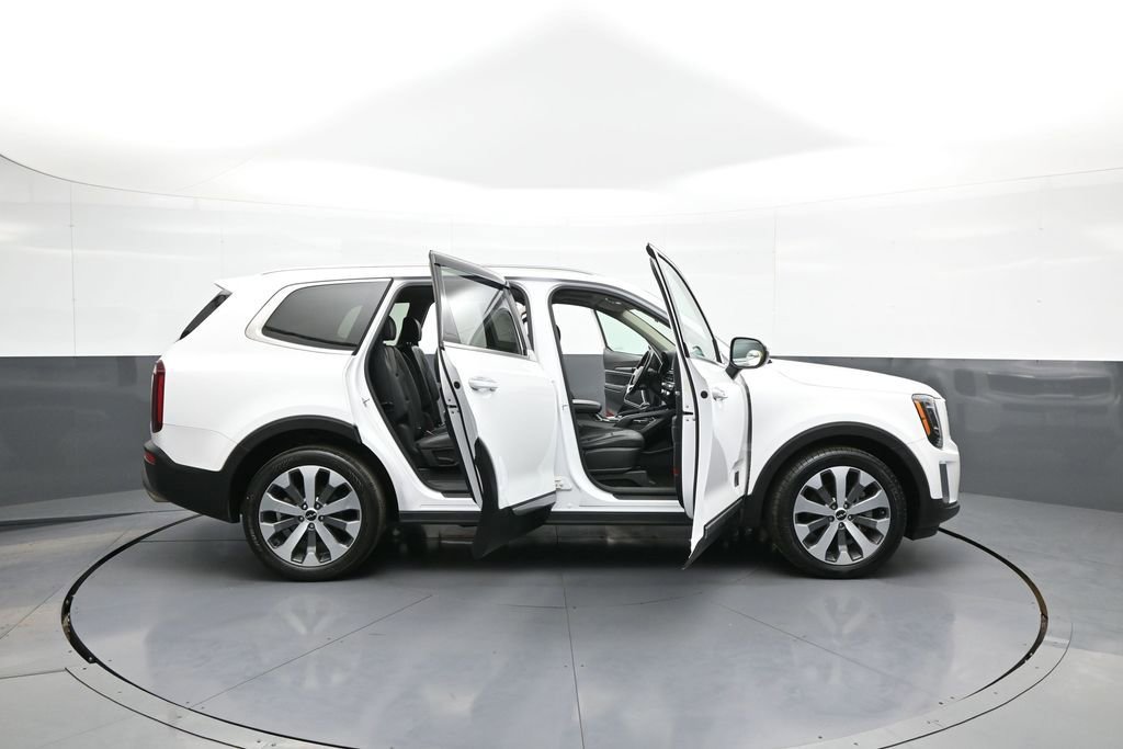 Certified 2022 Kia Telluride S AWD/4WD image 43