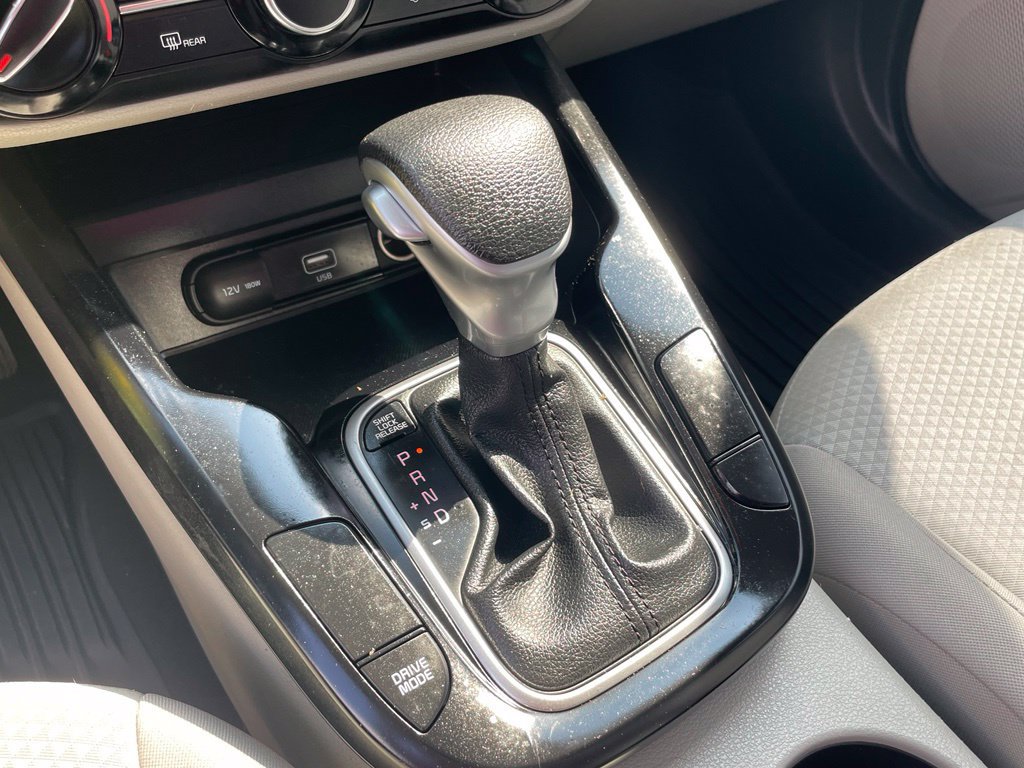 Used 2020 Kia Soul LX FWD image 18