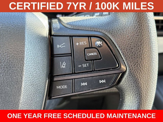 Used 2026 Toyota Sienna LE FWD image 23