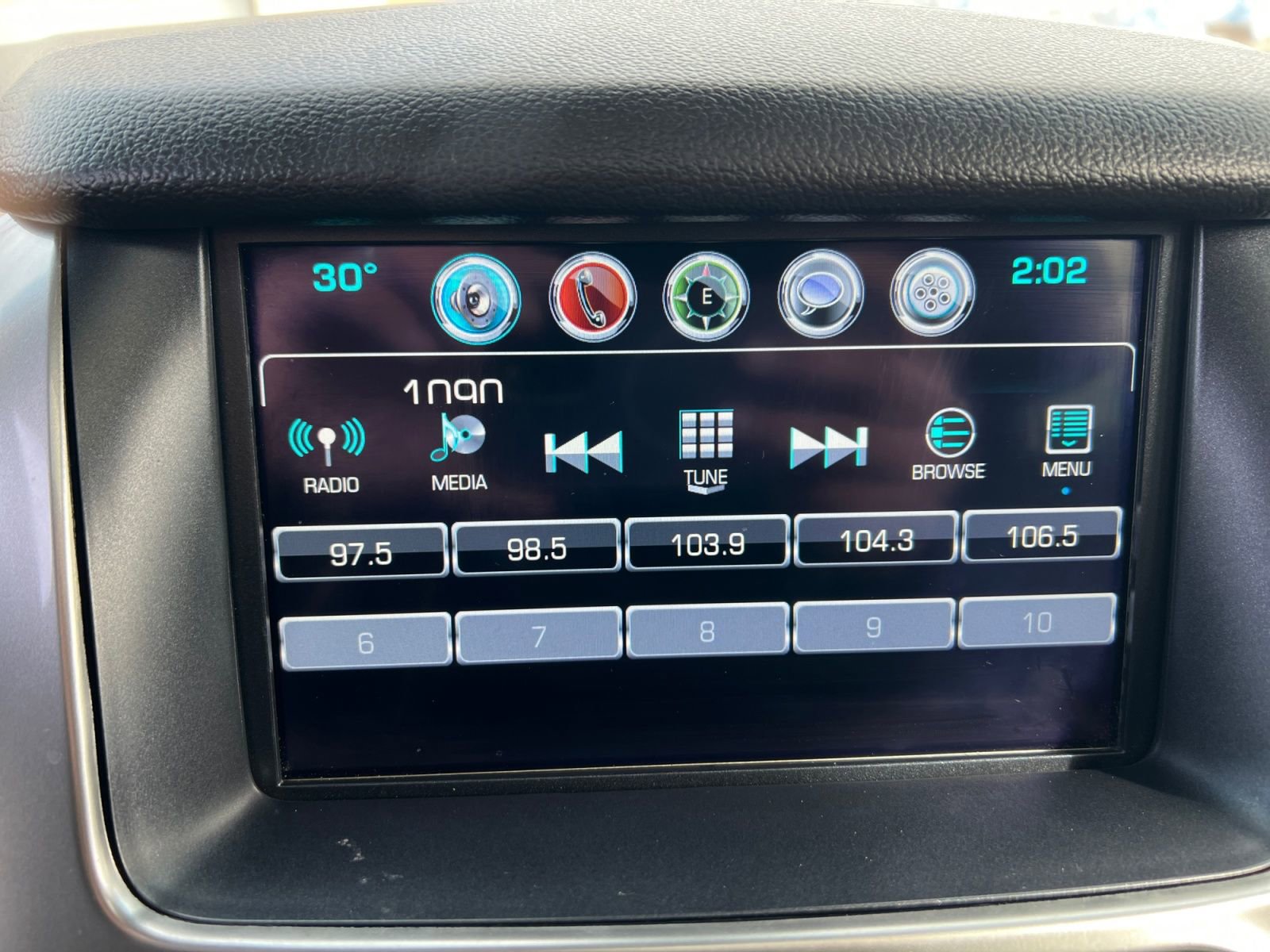 Used 2019 Chevrolet Suburban Premier image 22