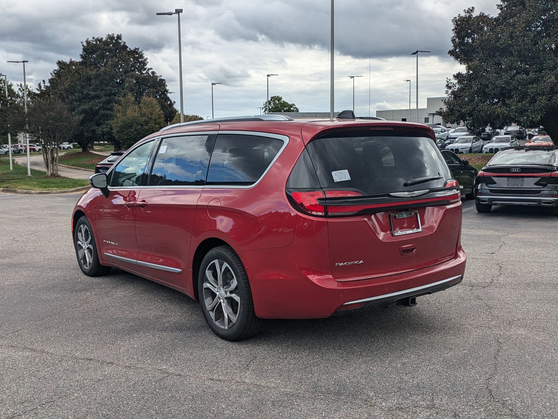 New 2026 Chrysler Pacifica Pinnacle image 7