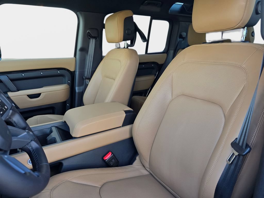 New 2026 Land Rover Defender 110 S AWD/4WD image 14