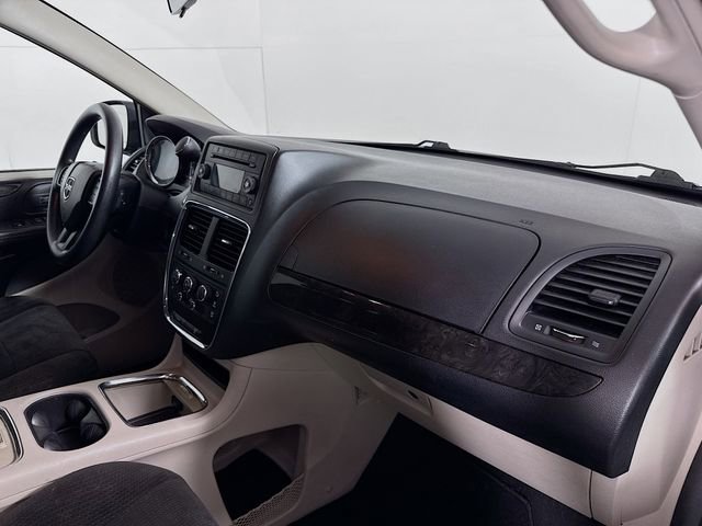 Used 2012 Dodge Grand Caravan SXT image 29