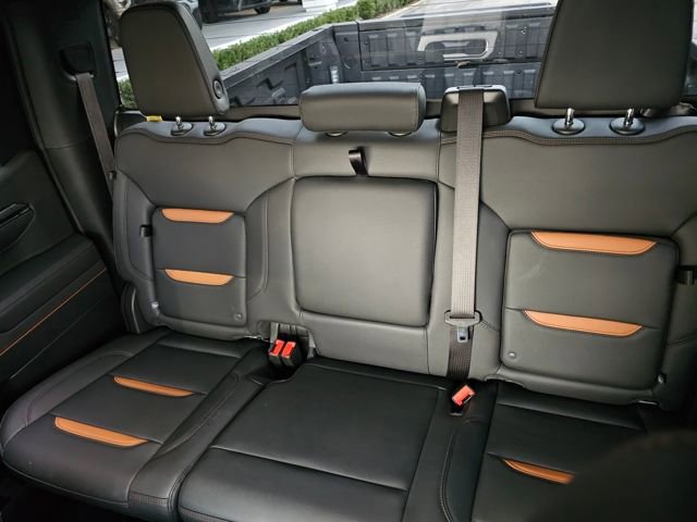 Used 2025 GMC Sierra 1500 AT4 image 18