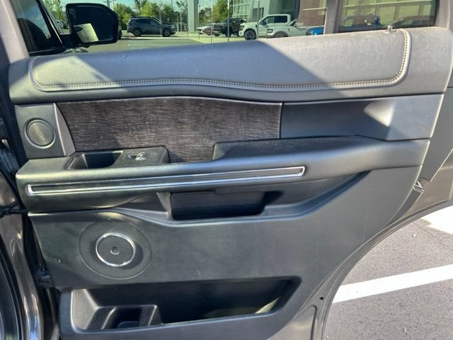 Used 2019 Ford Expedition Limited w/ Special Edition Package AWD/4WD image 13