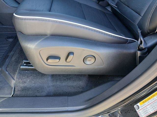 New 2026 Buick Enclave Sport Touring w/ Power Package image 12