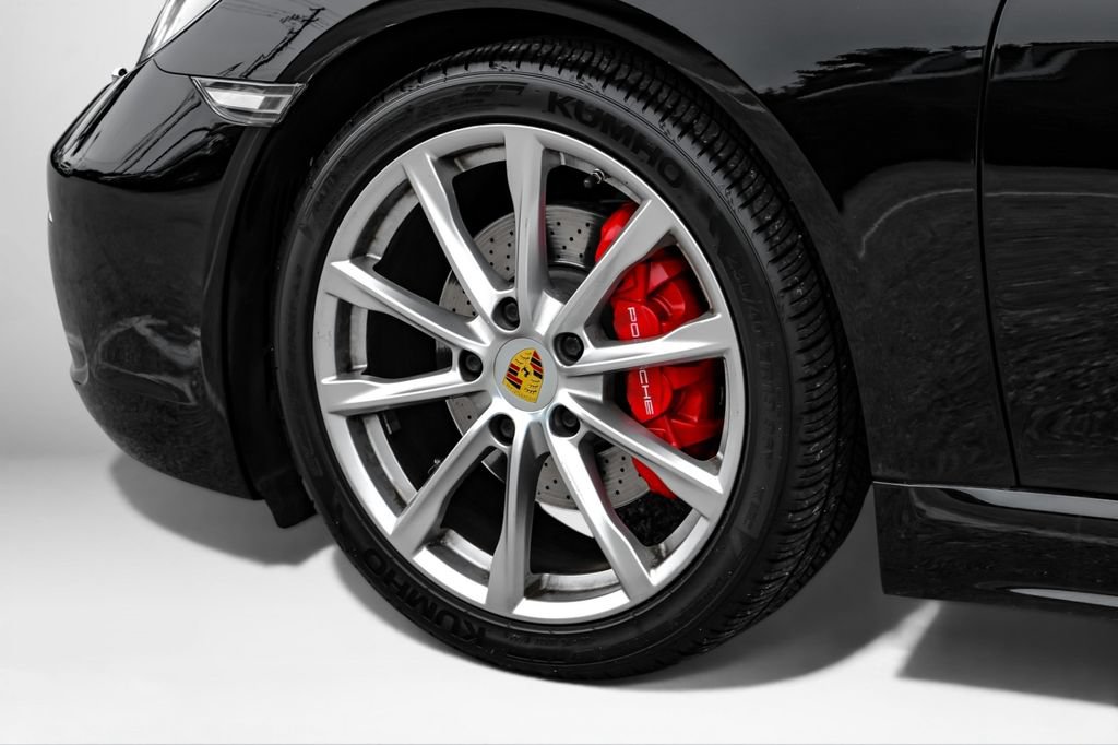 Used 2018 Porsche 718 Boxster S RWD image 52