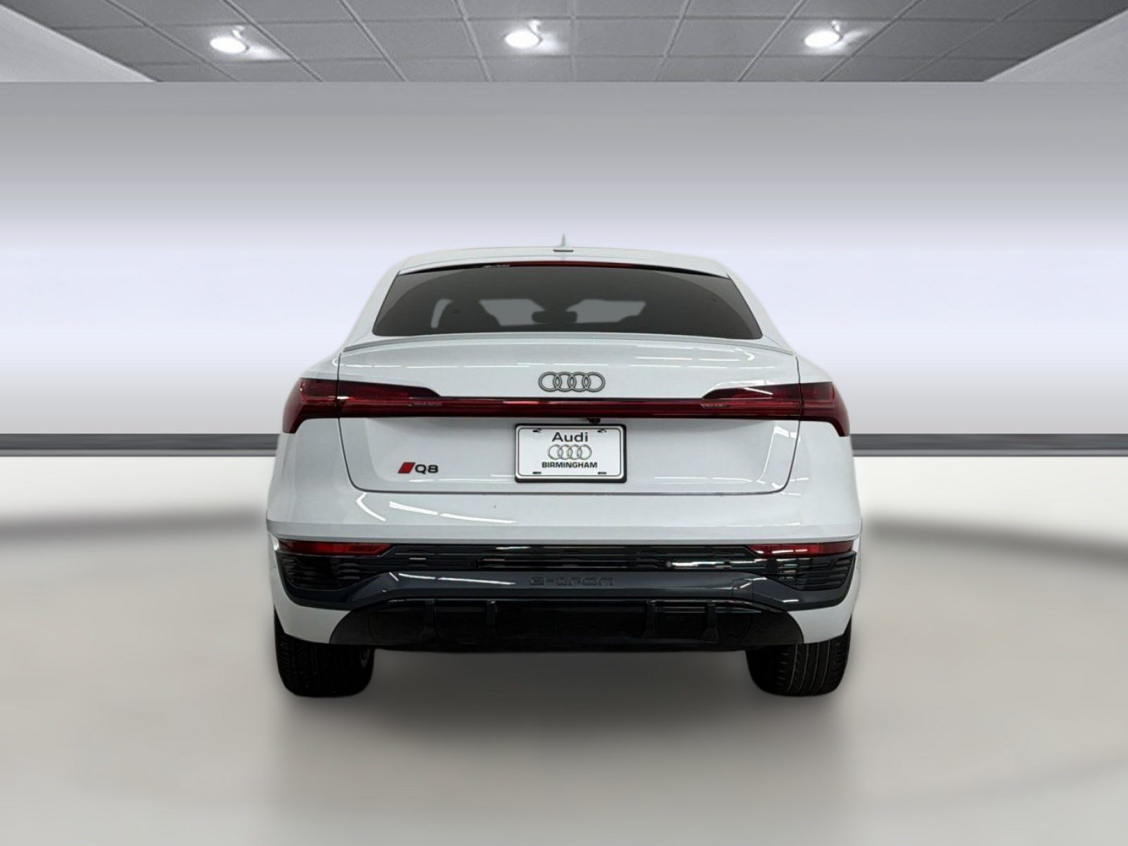 Used 2024 Audi Q8 e-tron Premium Plus w/ Premium Plus Package AWD/4WD image 10