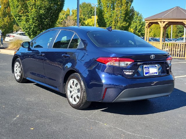 Used 2024 Toyota Corolla LE FWD image 5
