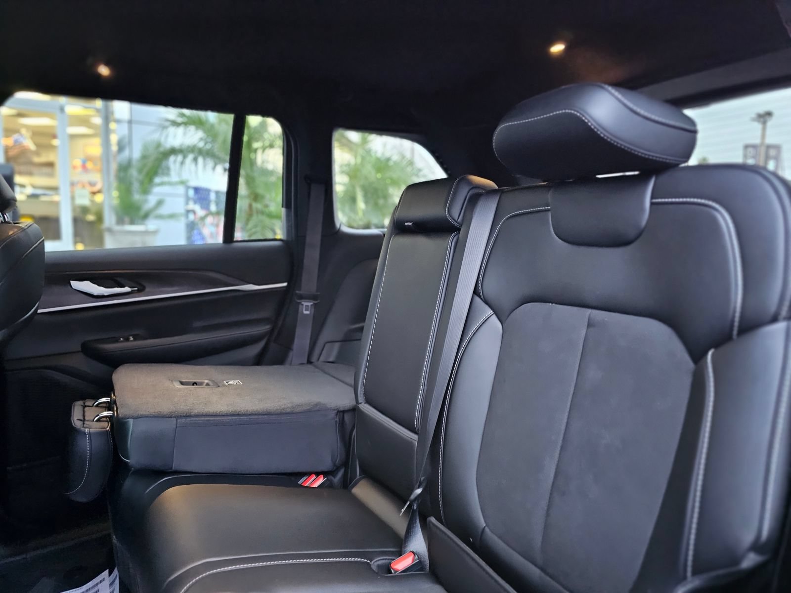 New 2026 Jeep Grand Cherokee Altitude RWD image 22