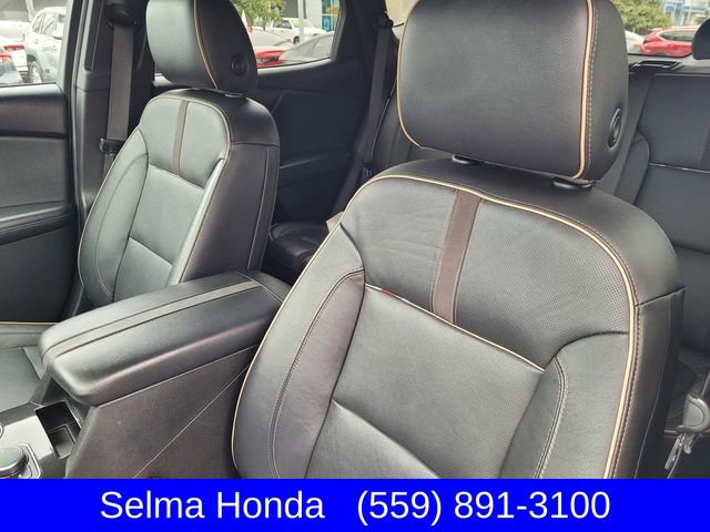 Used 2019 Chevrolet Blazer Premier w/ Sun and Wheels Package image 13