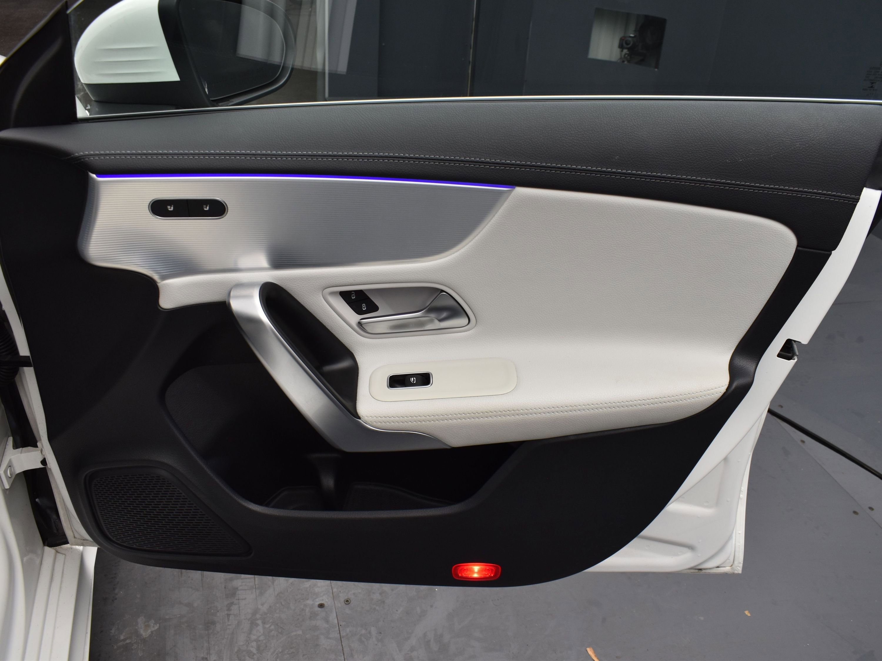 Used 2022 Mercedes-Benz CLA 250 4MATIC w/ AMG Line image 6