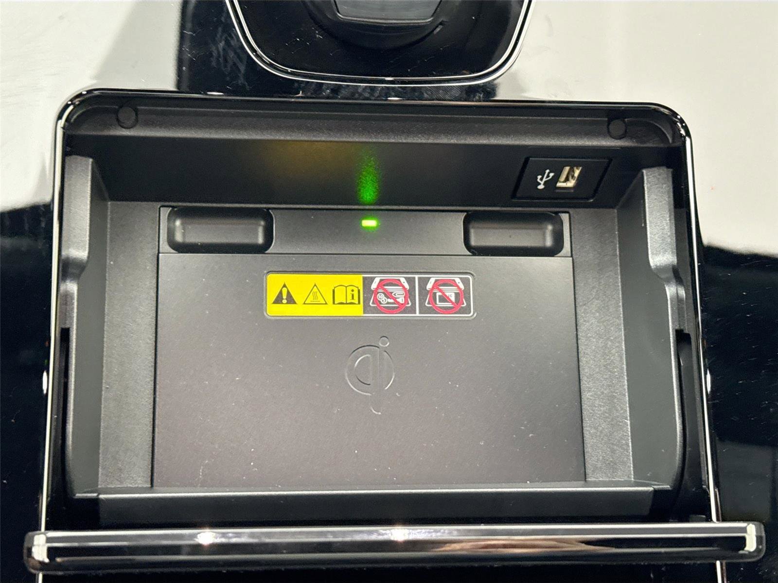 Used 2024 Toyota bZ4X XLE image 28