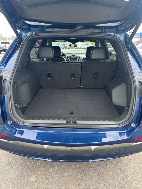 Used 2022 Chevrolet Equinox RS w/ Infotainment Package image 11