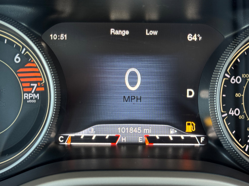Used 2017 Jeep Cherokee Limited AWD/4WD image 20