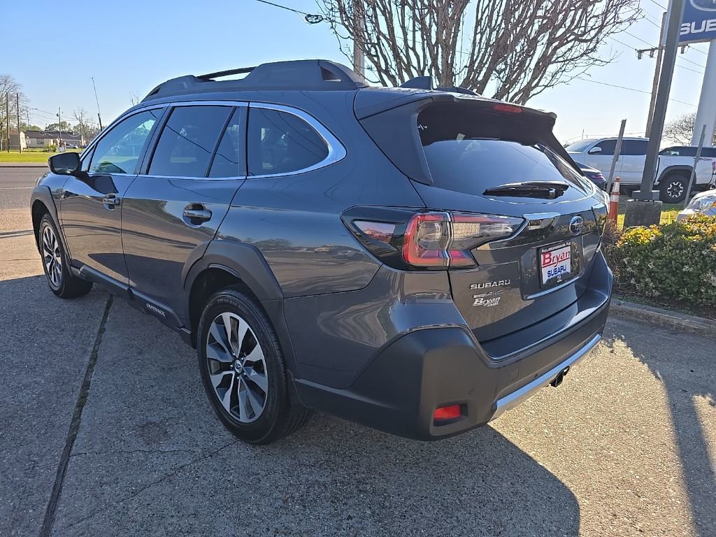 Used 2023 Subaru Outback Limited image 7
